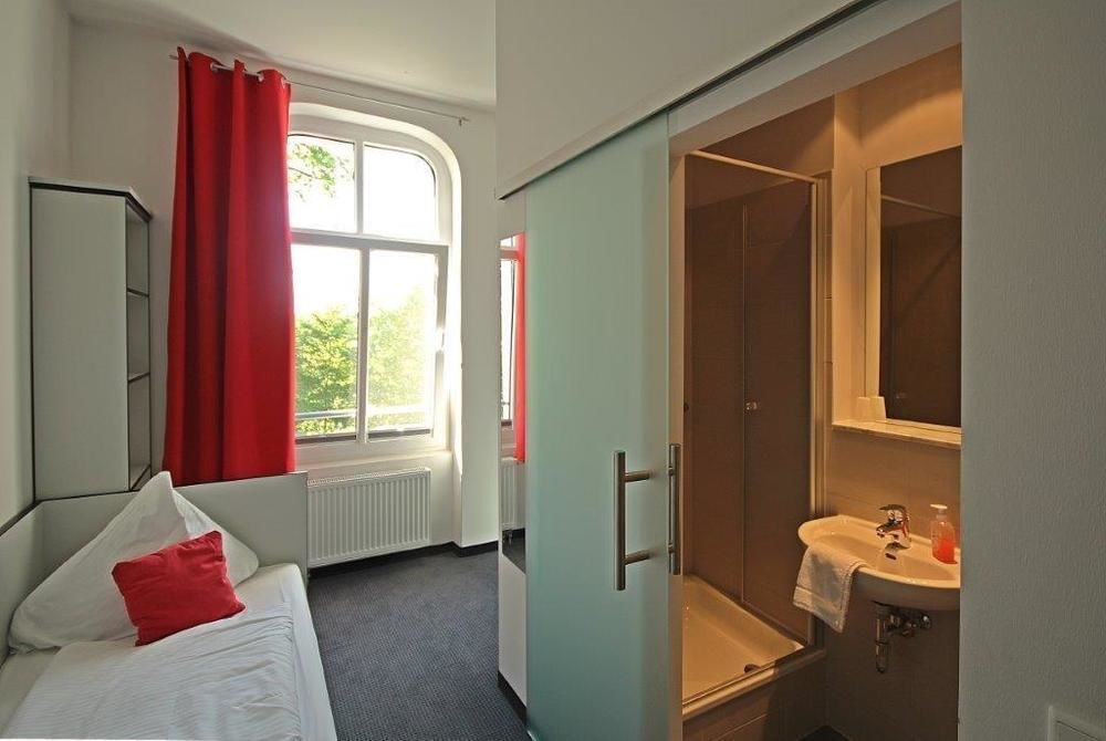 Hotel Zwischen Den Seen Waren  Eksteriør billede