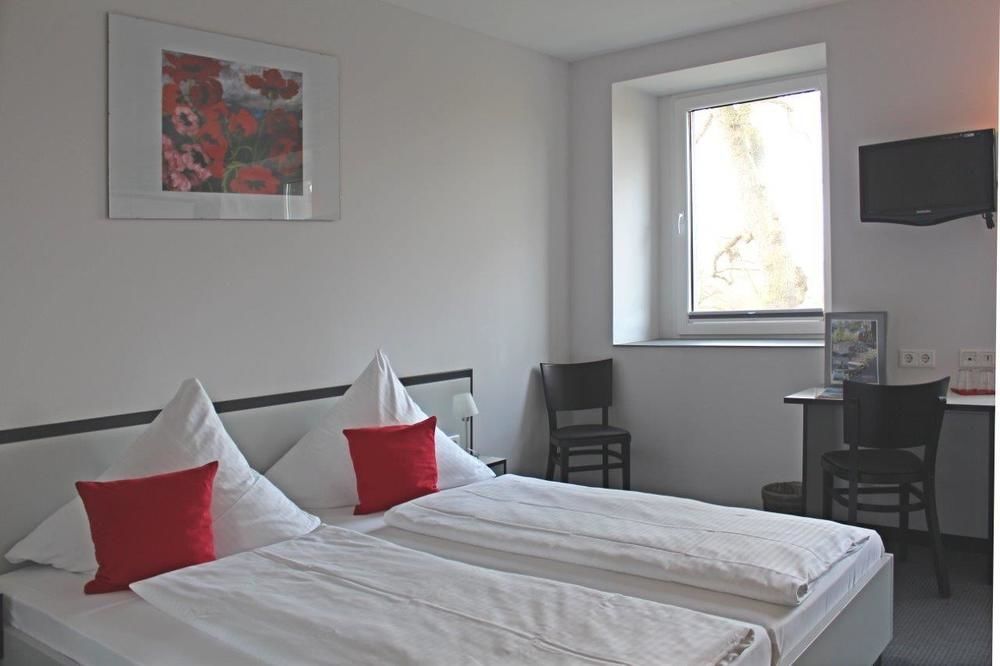 Hotel Zwischen Den Seen Waren  Eksteriør billede
