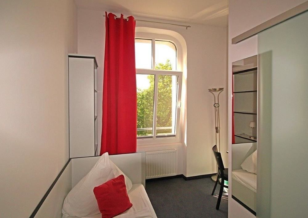 Hotel Zwischen Den Seen Waren  Eksteriør billede