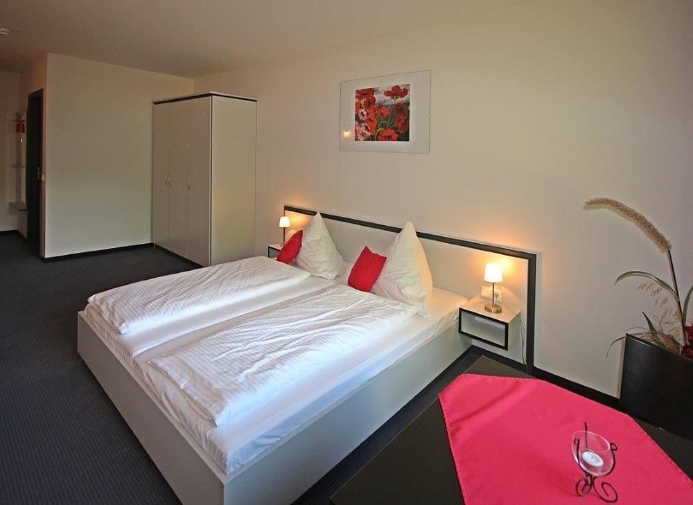 Hotel Zwischen Den Seen Waren  Eksteriør billede