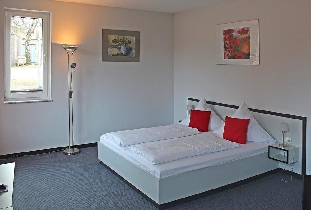 Hotel Zwischen Den Seen Waren  Eksteriør billede